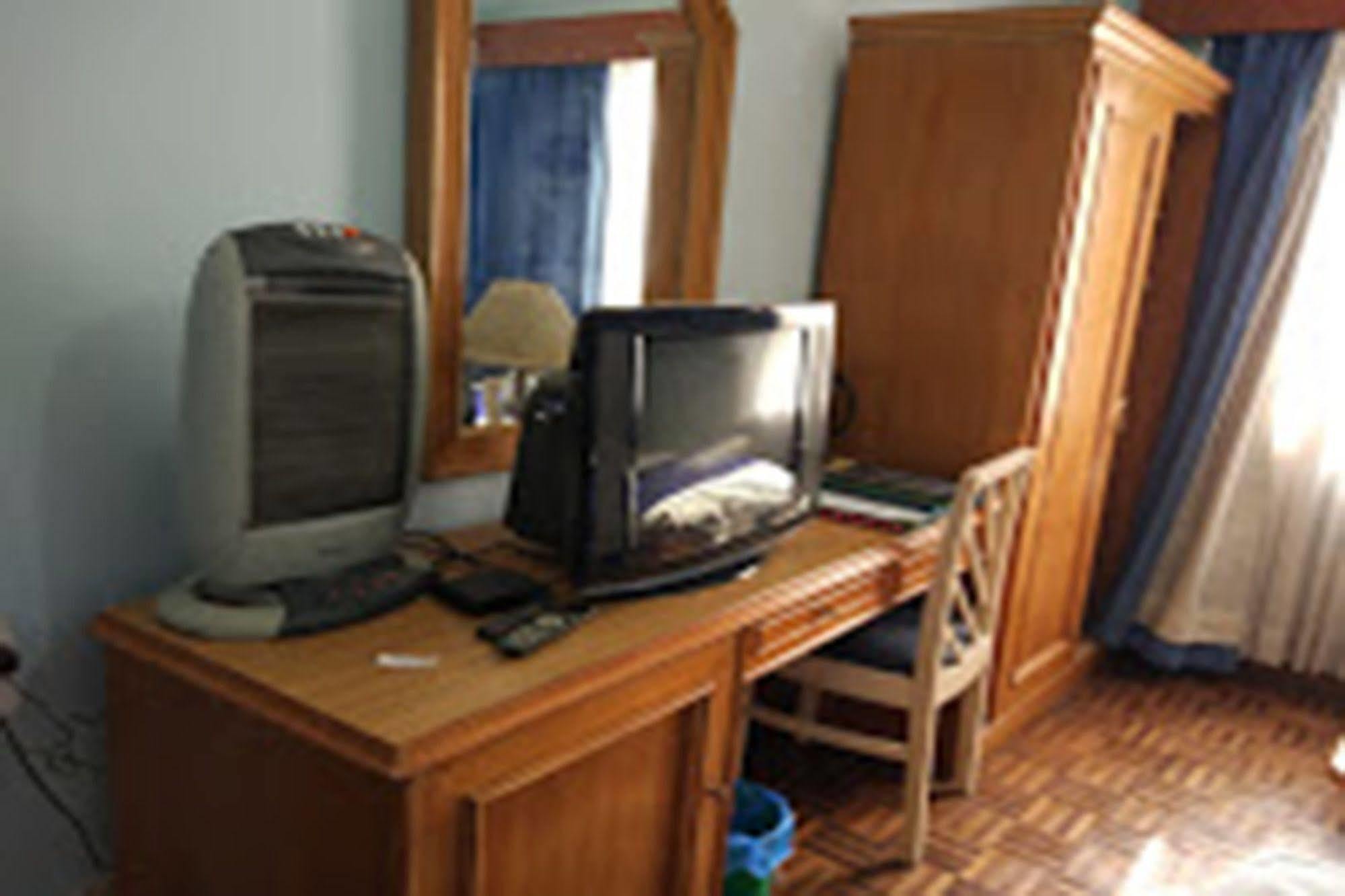 Hotel Clarion Jawalakhel Lalitpur Exteriör bild