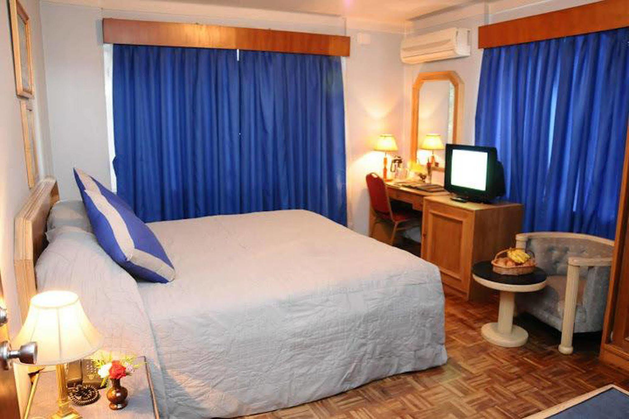 Hotel Clarion Jawalakhel Lalitpur Exteriör bild