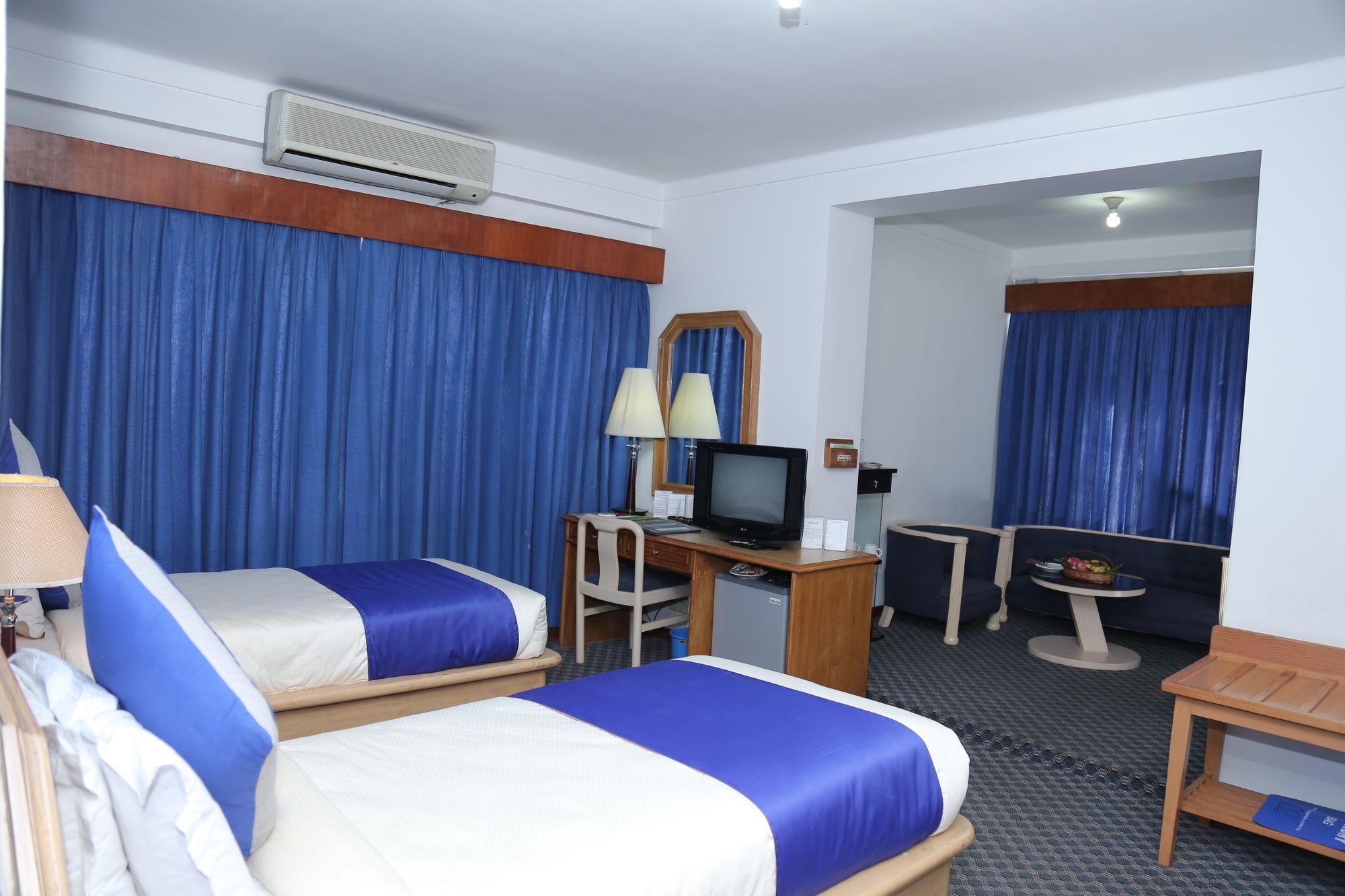 Hotel Clarion Jawalakhel Lalitpur Exteriör bild